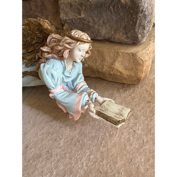 Lot of Angel Cherub Christmas Holiday Ornaments and Home Decor Wall Hanging - Picture 9 of 10